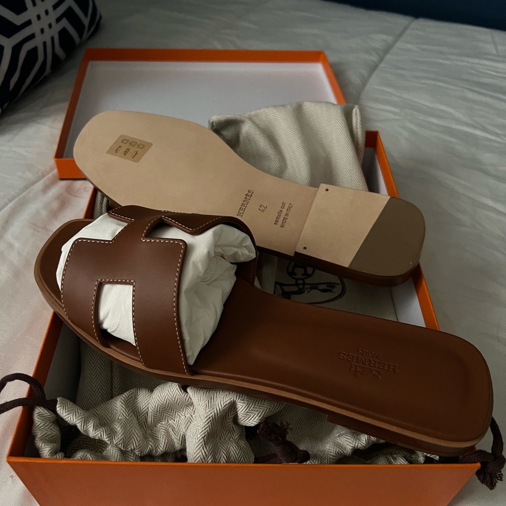 Authentic, Hermes Oran Sandals